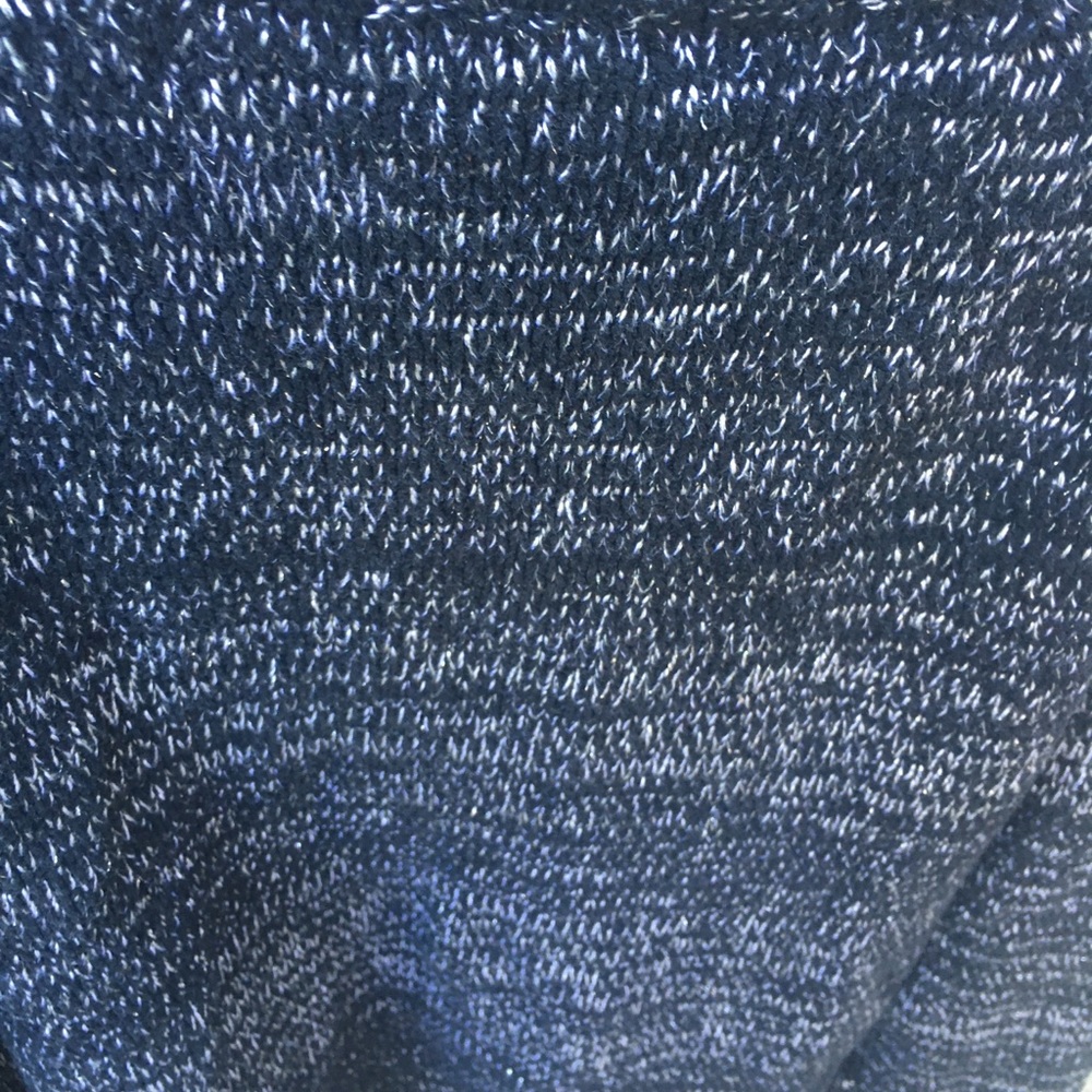 Sweater - Picture 4 of 4